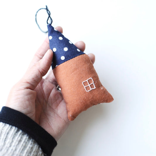 House Ornament - polka dot / rust