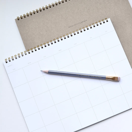 Monthly Planner Kraft - Undated Spiral Calendar