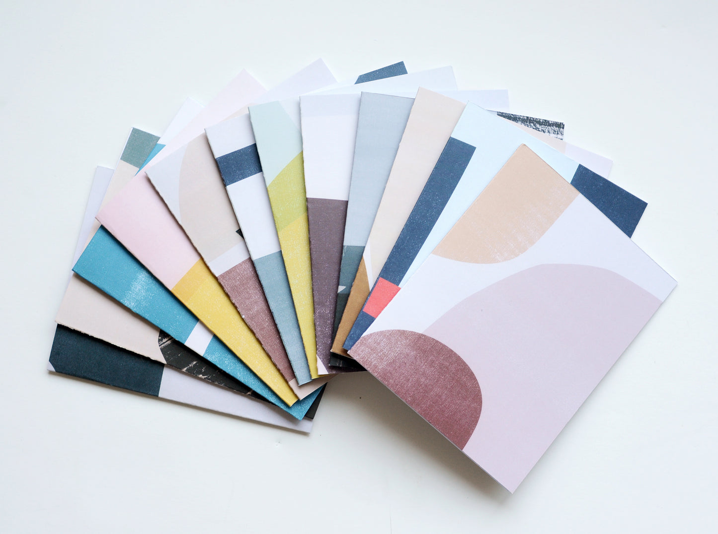 Best Blank Postcards for Handwritten Notes and Small-Scale Artworks –