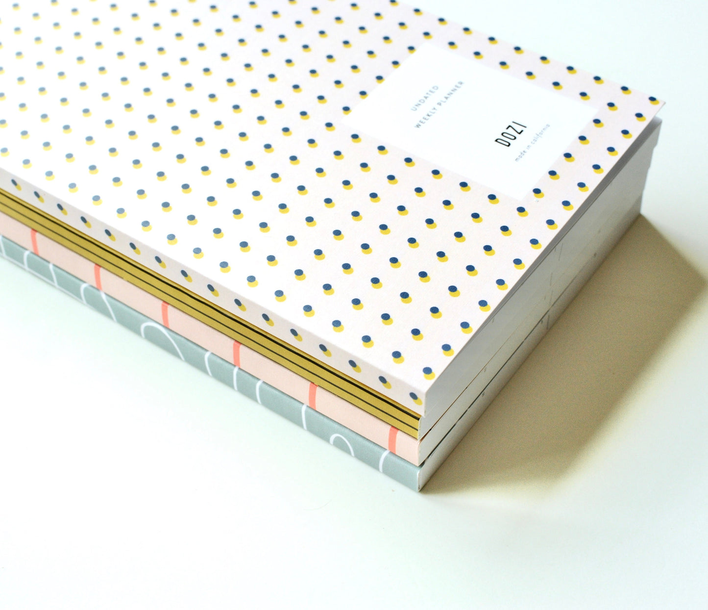 Undated Weekly Planner - Dots