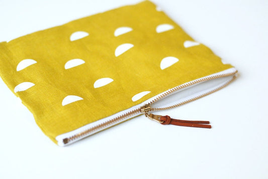 Zipper pouch - SCALES - Mustard